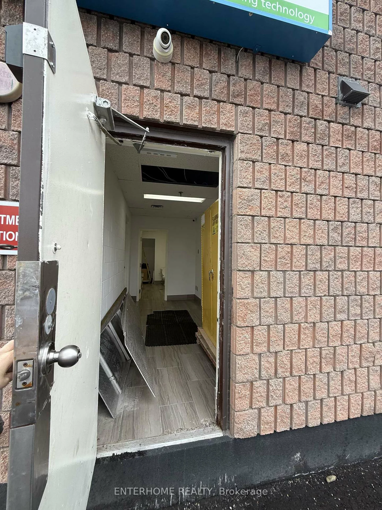 1124, Stellar, Newmarket Industrial Park, Newmarket