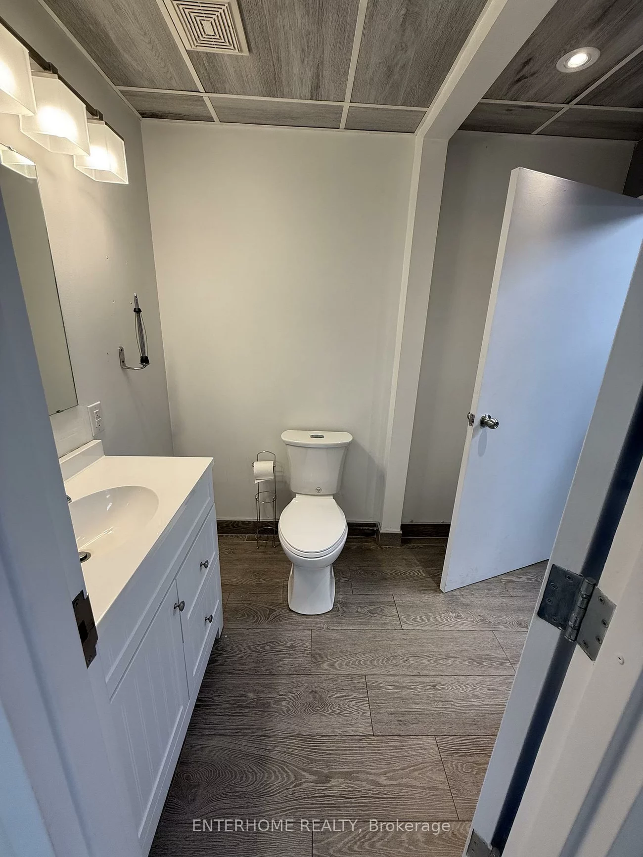 1124, Stellar, Newmarket Industrial Park, Newmarket