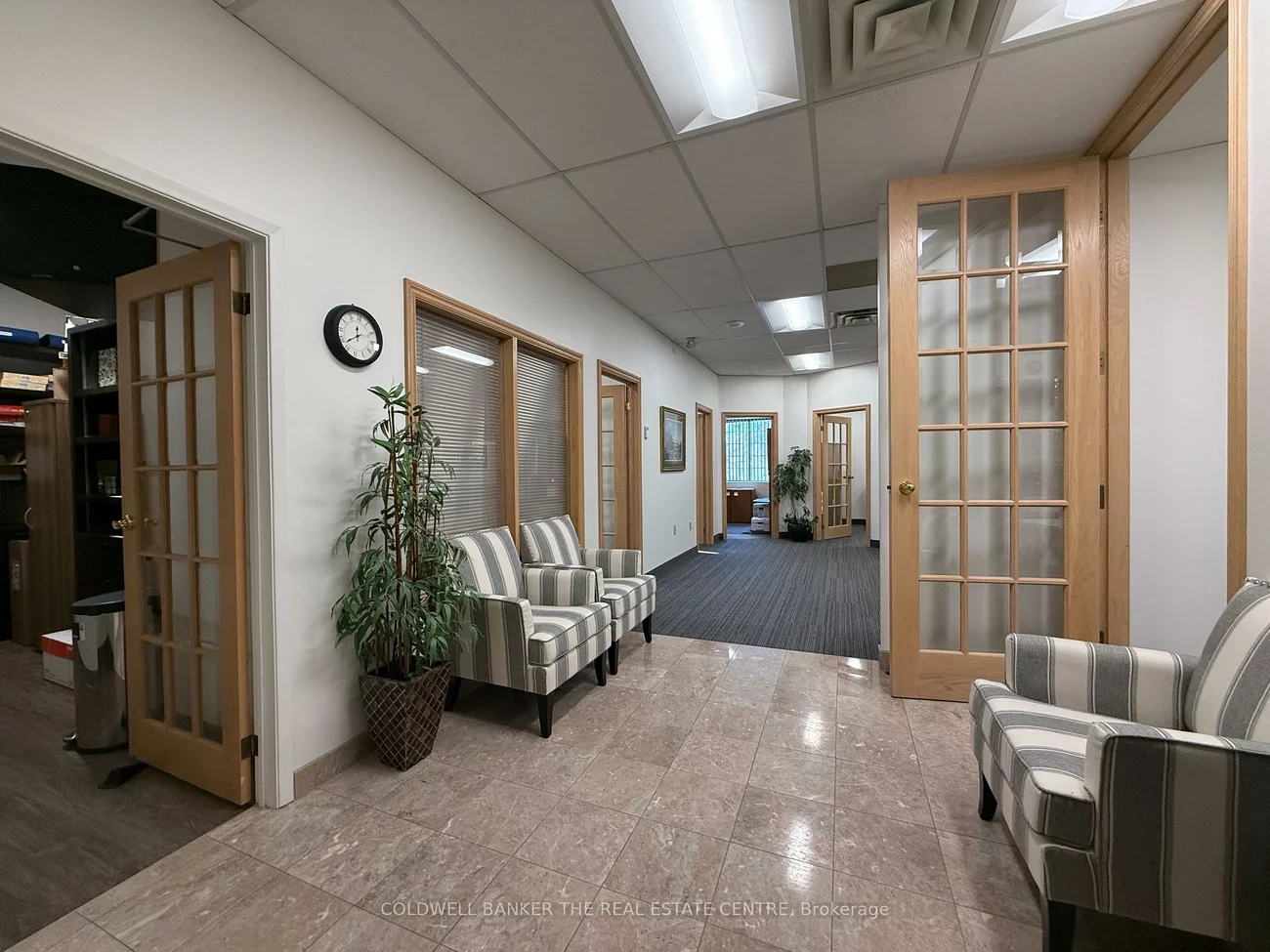 390, Davis, Central Newmarket, Newmarket