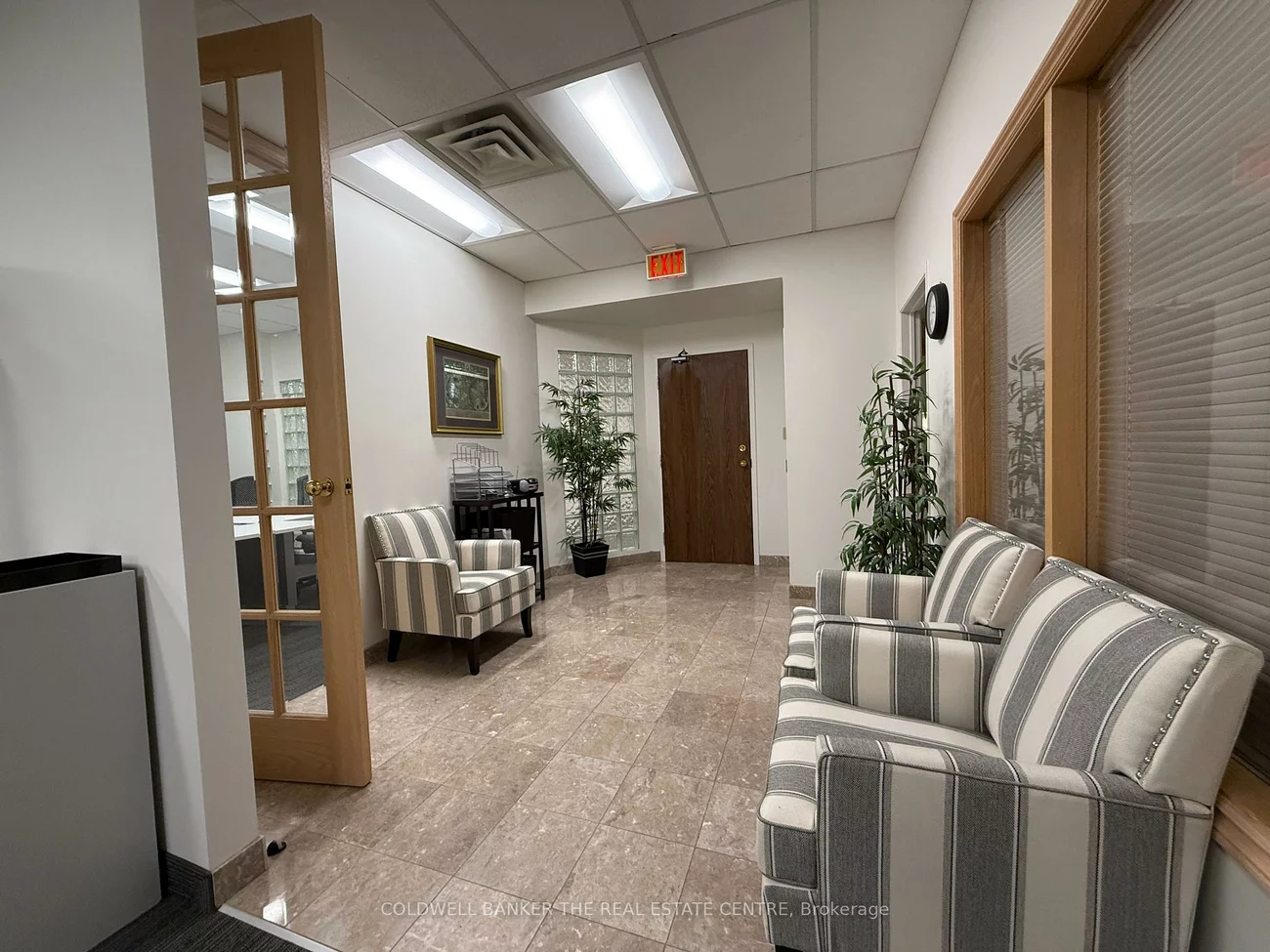 390, Davis, Central Newmarket, Newmarket