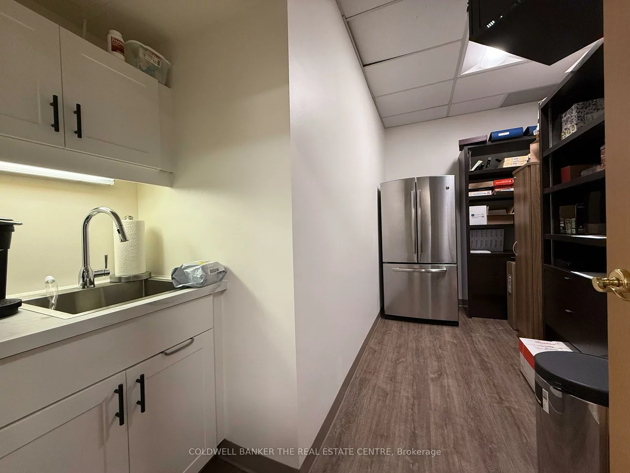 390, Davis, Central Newmarket, Newmarket