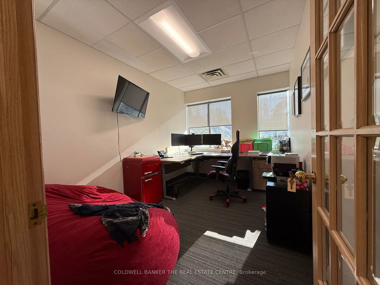 390, Davis, Central Newmarket, Newmarket