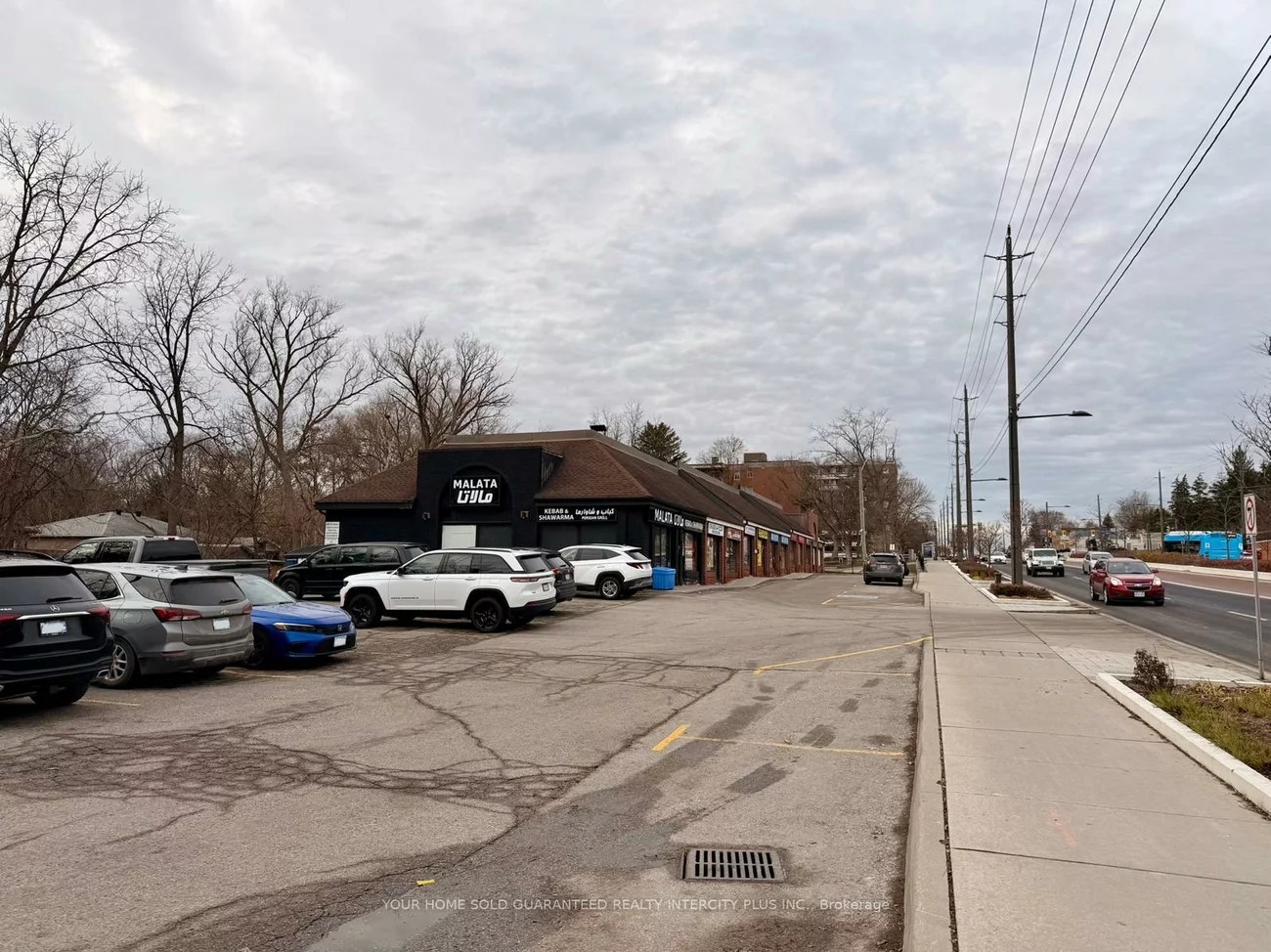 350, Davis, Central Newmarket, Newmarket