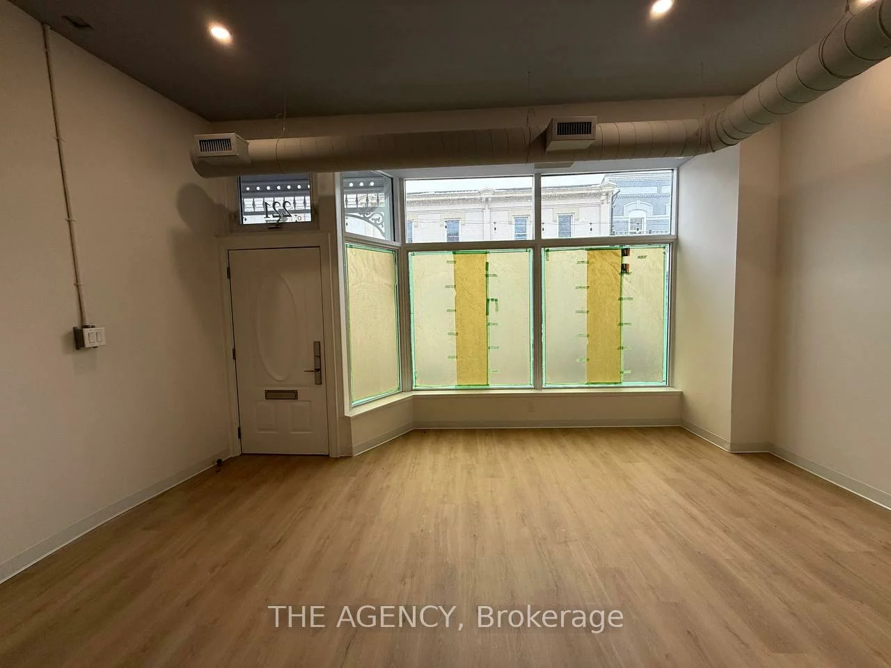 221, Main, Central Newmarket, Newmarket