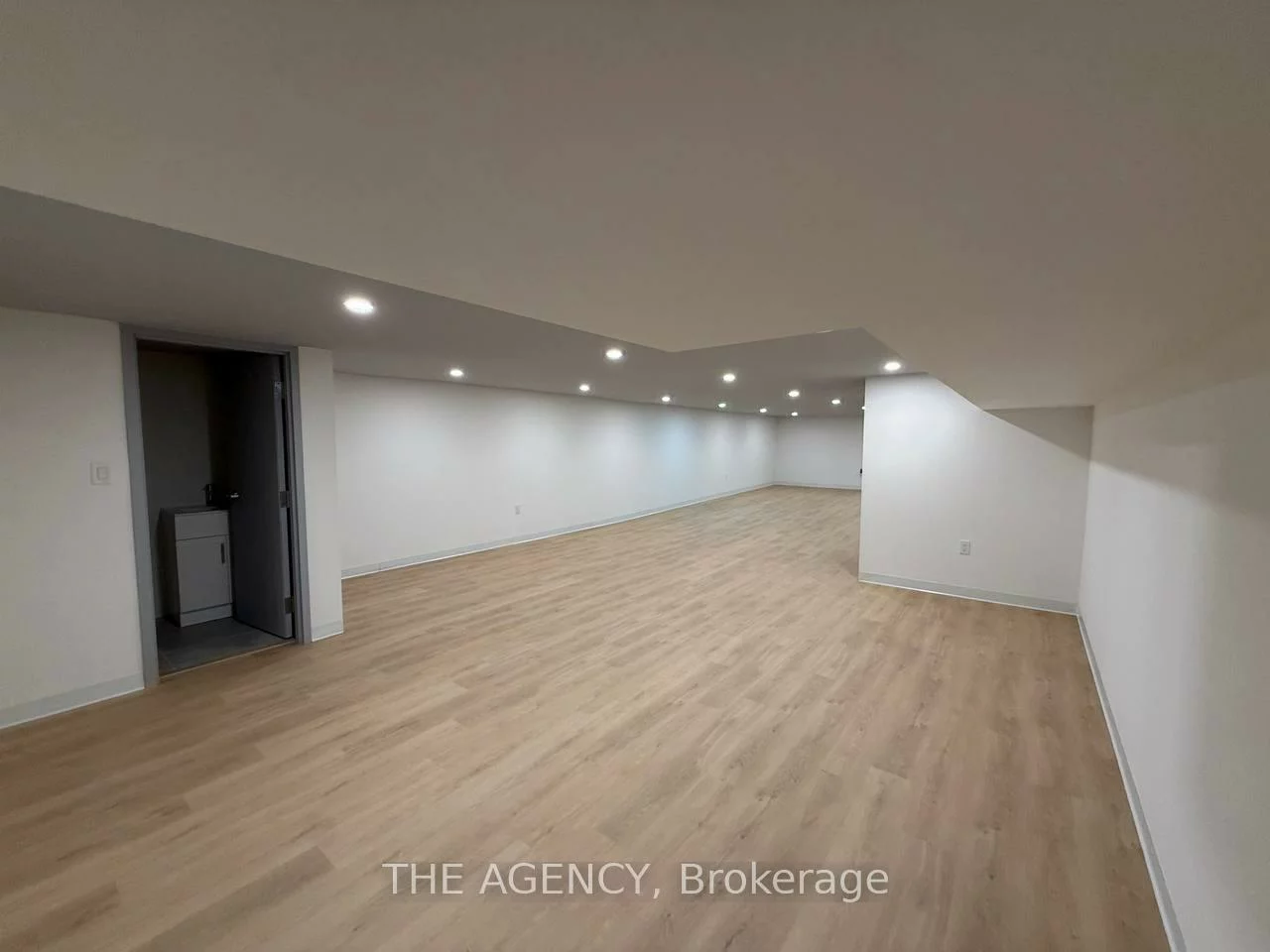 221, Main, Central Newmarket, Newmarket