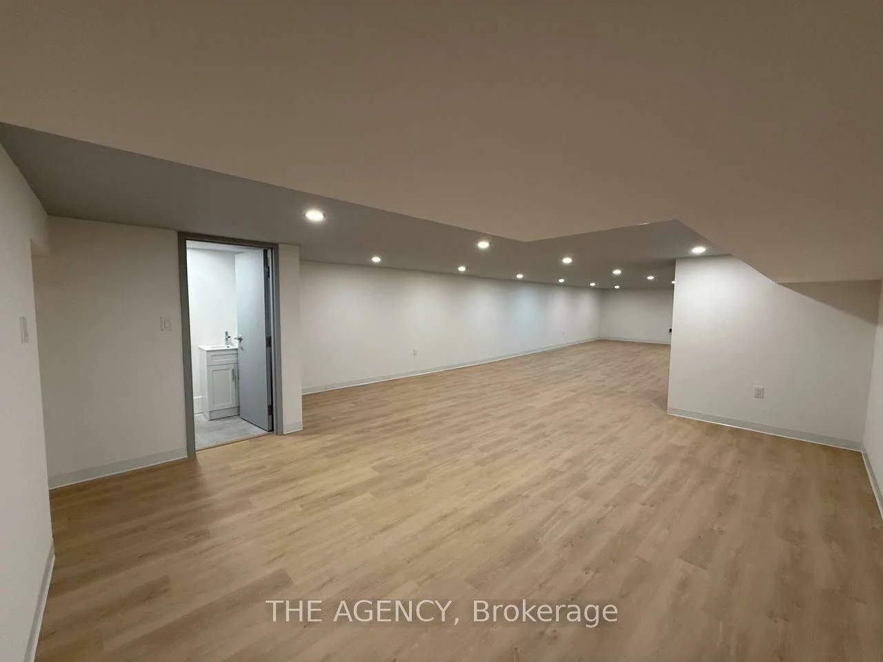 221, Main, Central Newmarket, Newmarket