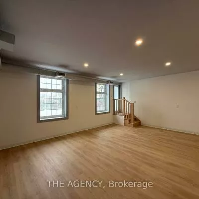 221, Main, Central Newmarket, Newmarket