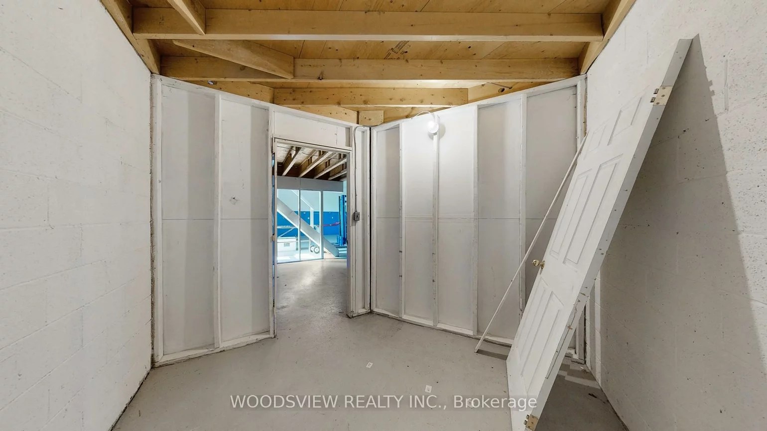 1260, Journey's End, Newmarket Industrial Park, Newmarket