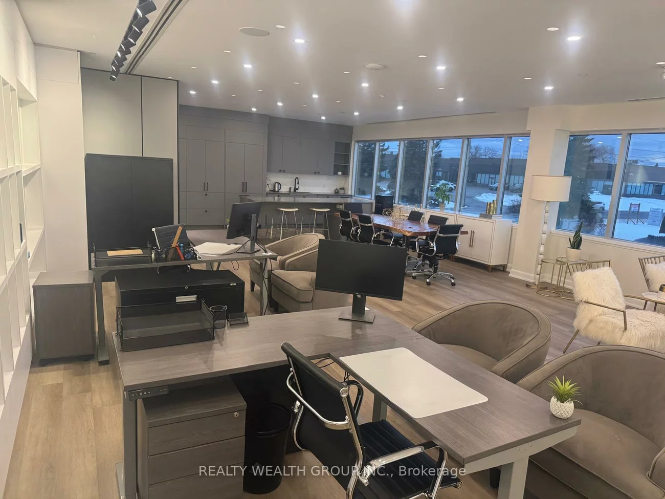 1135, Stellar, Newmarket Industrial Park, Newmarket