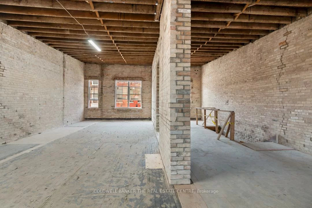 193, Main, Central Newmarket, Newmarket