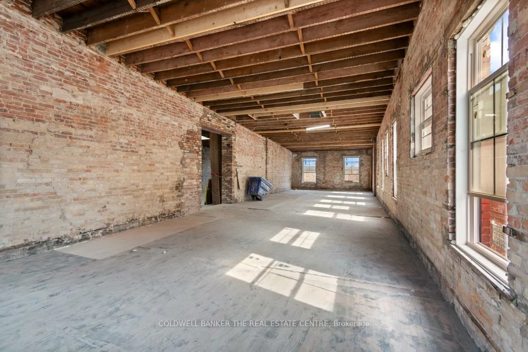 193, Main, Central Newmarket, Newmarket