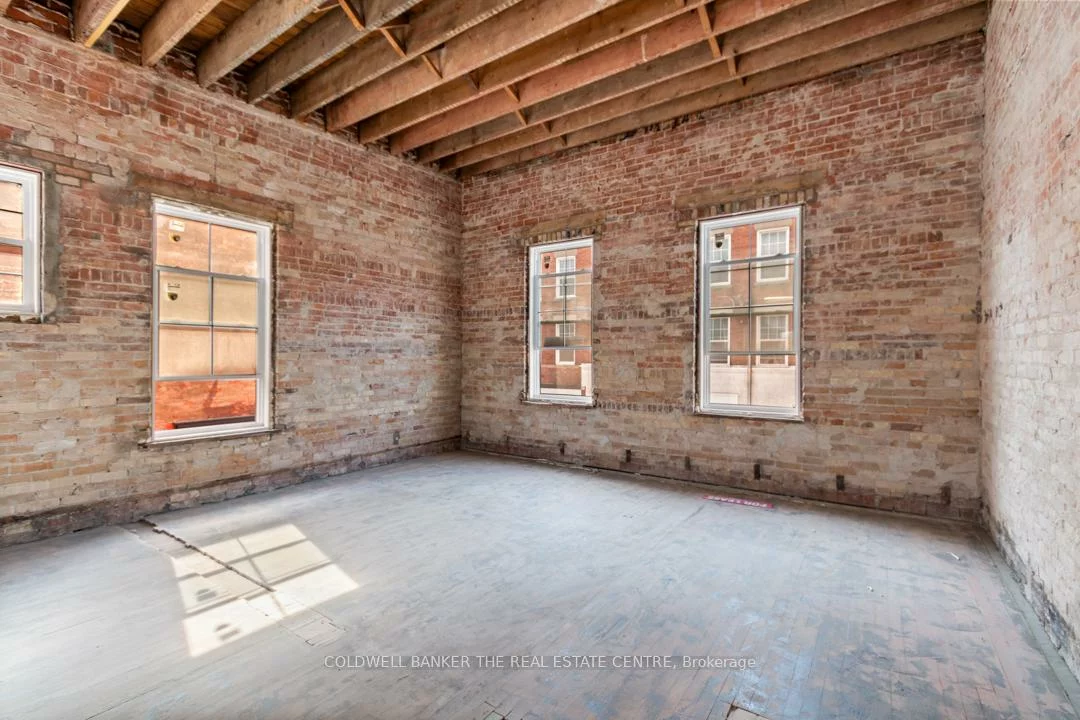 193, Main, Central Newmarket, Newmarket