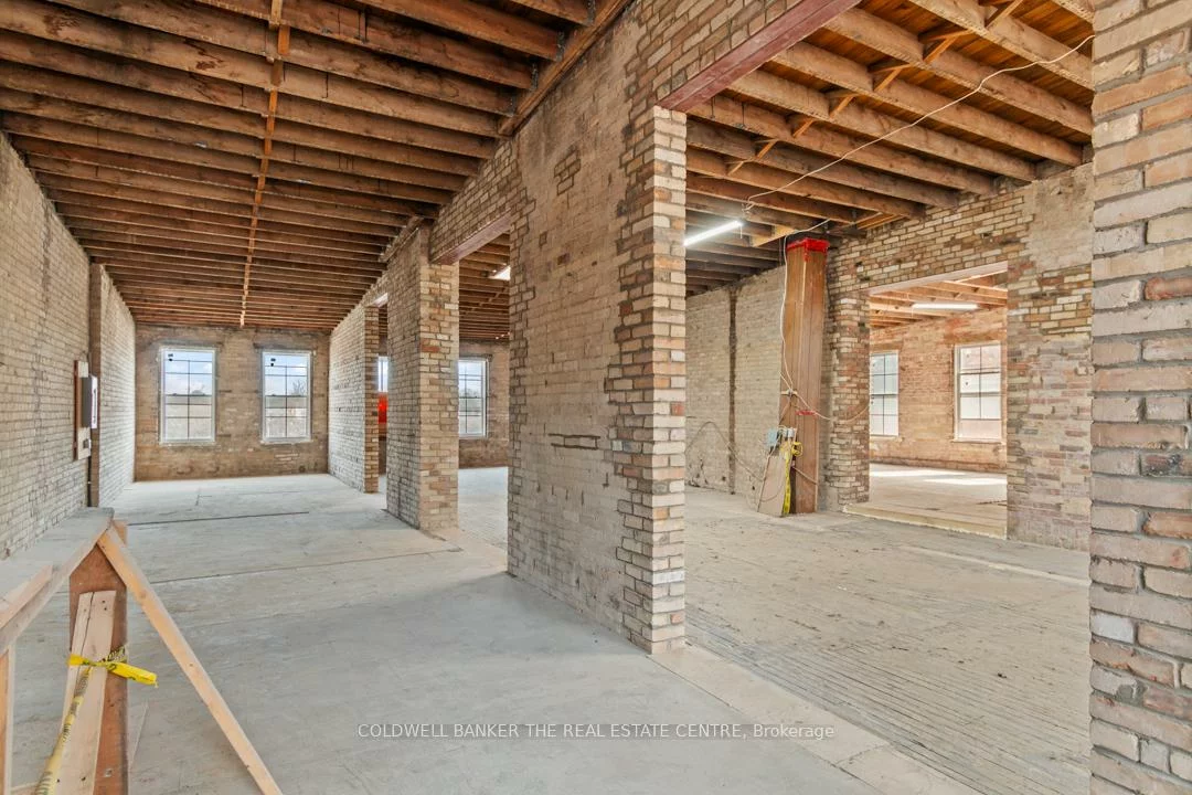 193, Main, Central Newmarket, Newmarket