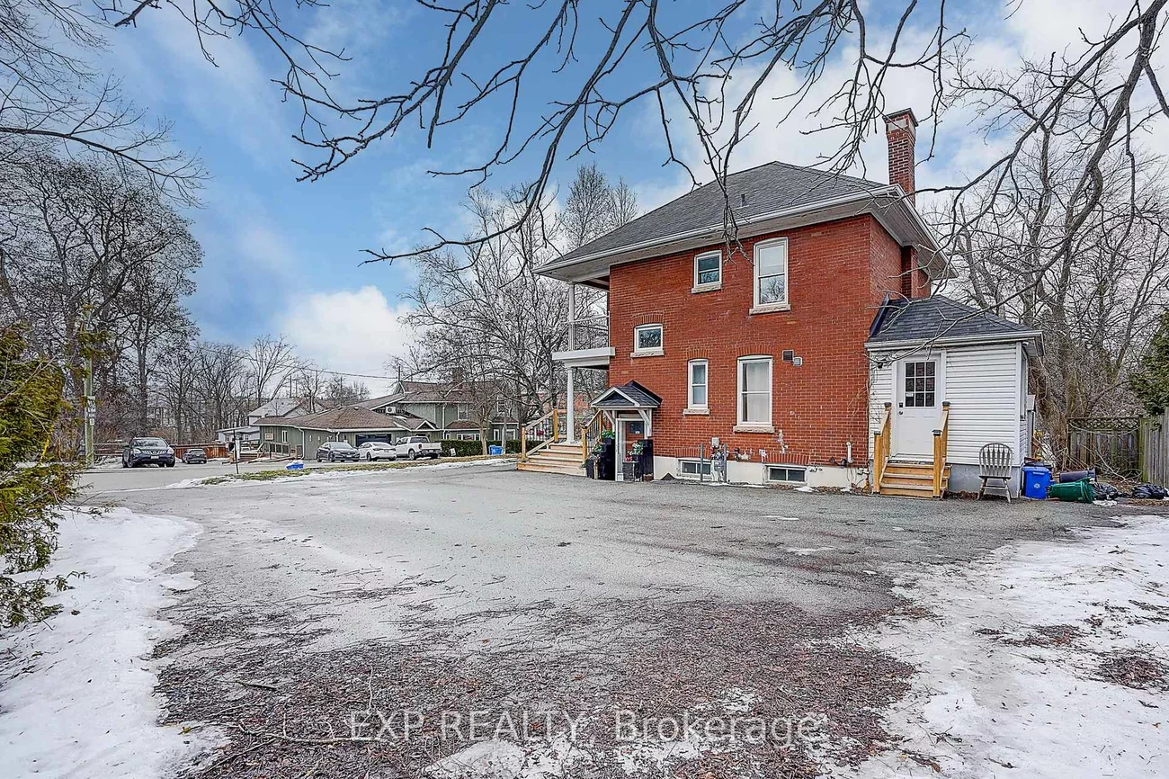 12, Vincent, Bristol-London, Newmarket