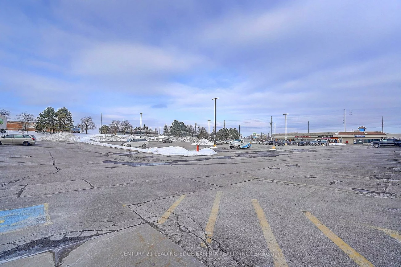 17310, Yonge, Glenway Estates, Newmarket