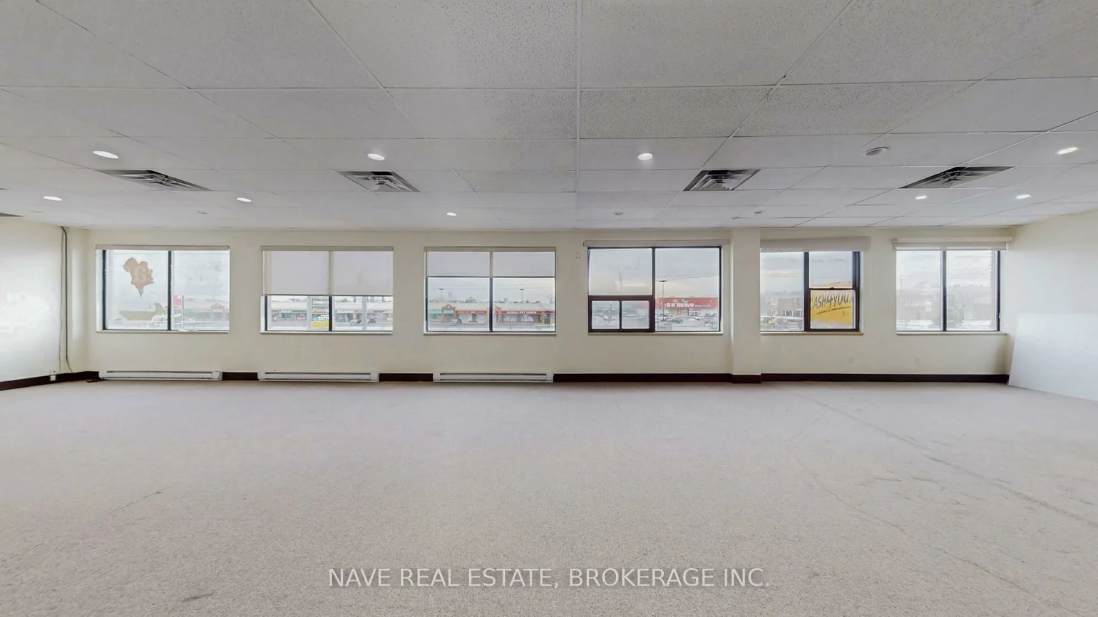 77-83, Davis, Bristol-London, Newmarket