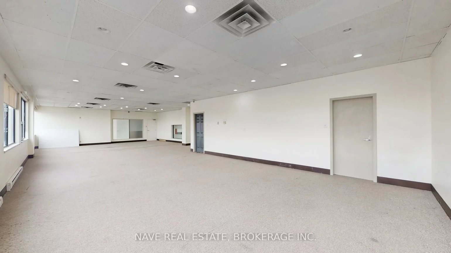 77-83, Davis, Bristol-London, Newmarket