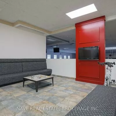 77-83, Davis, Bristol-London, Newmarket