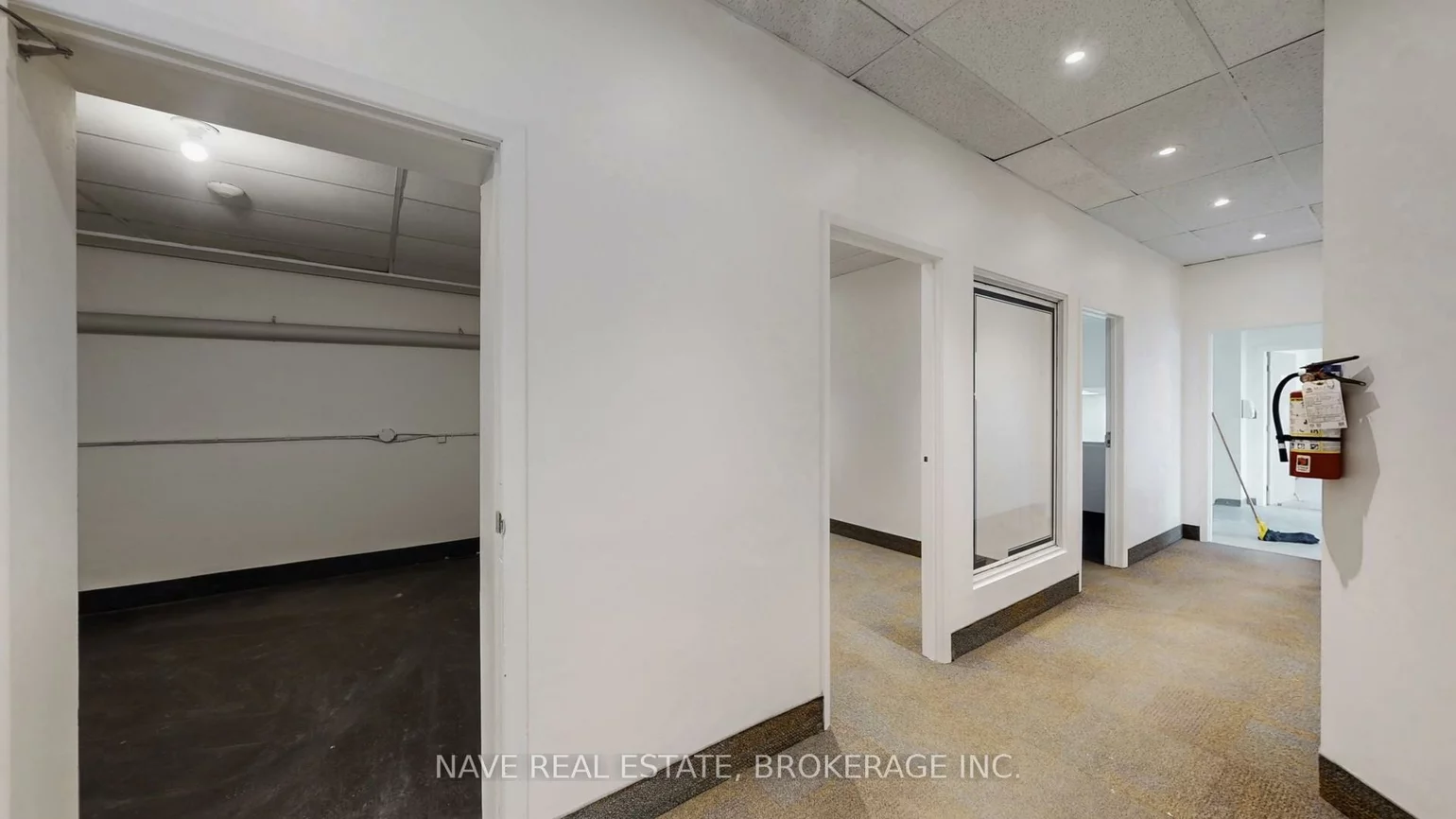 77-83, Davis, Bristol-London, Newmarket