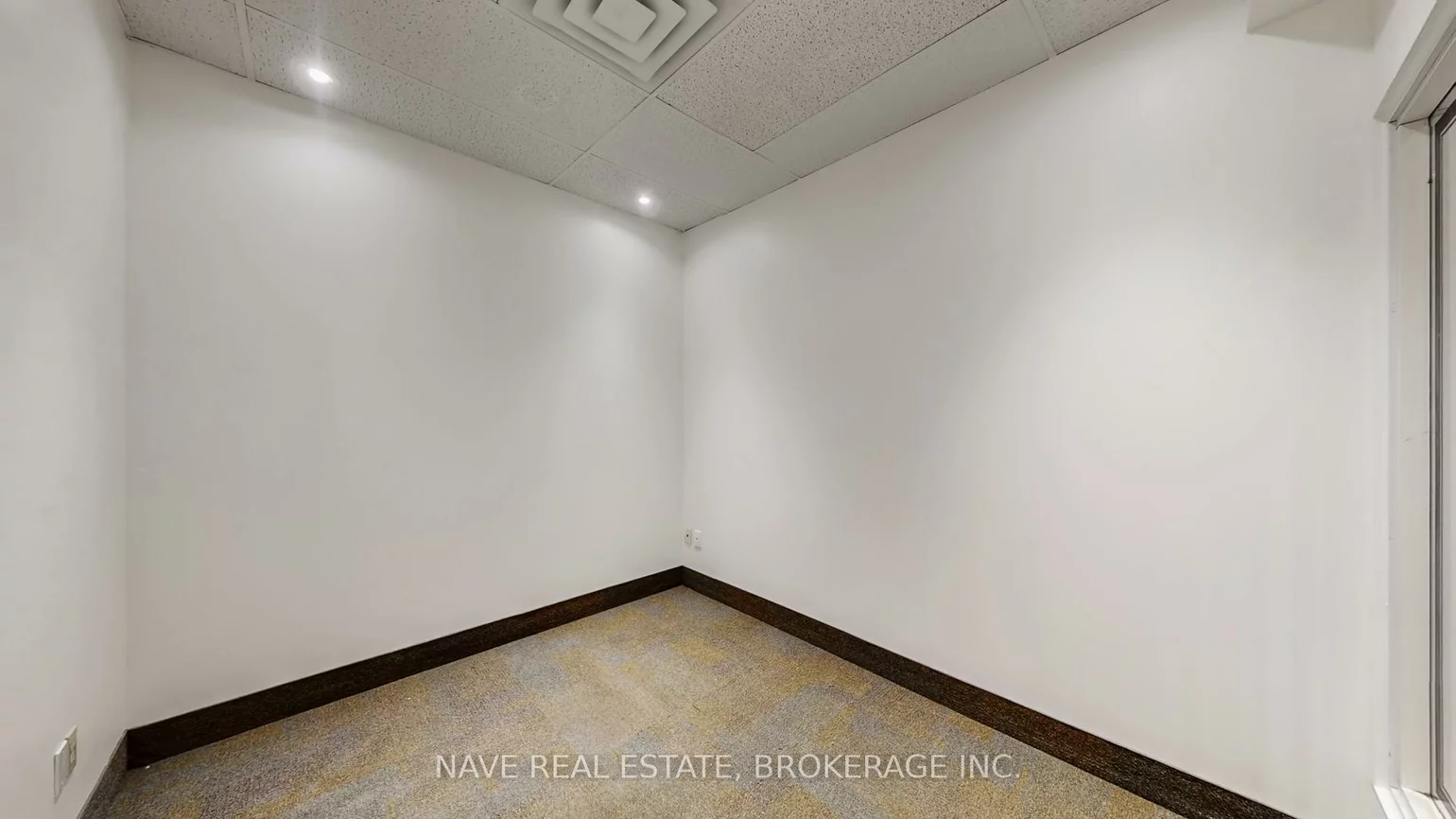 77-83, Davis, Bristol-London, Newmarket