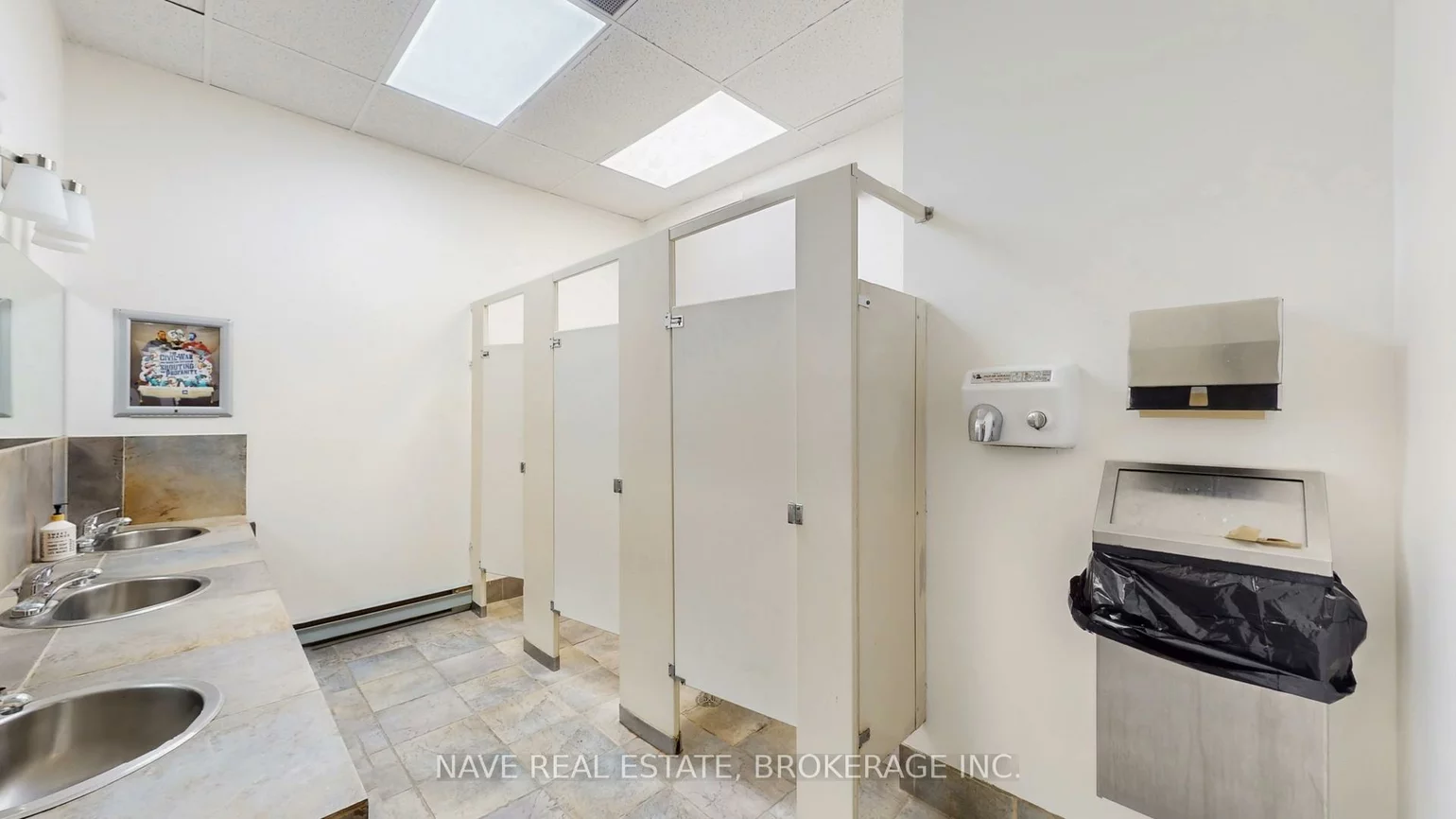 77-83, Davis, Bristol-London, Newmarket