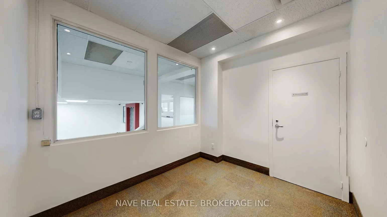 77-83, Davis, Bristol-London, Newmarket