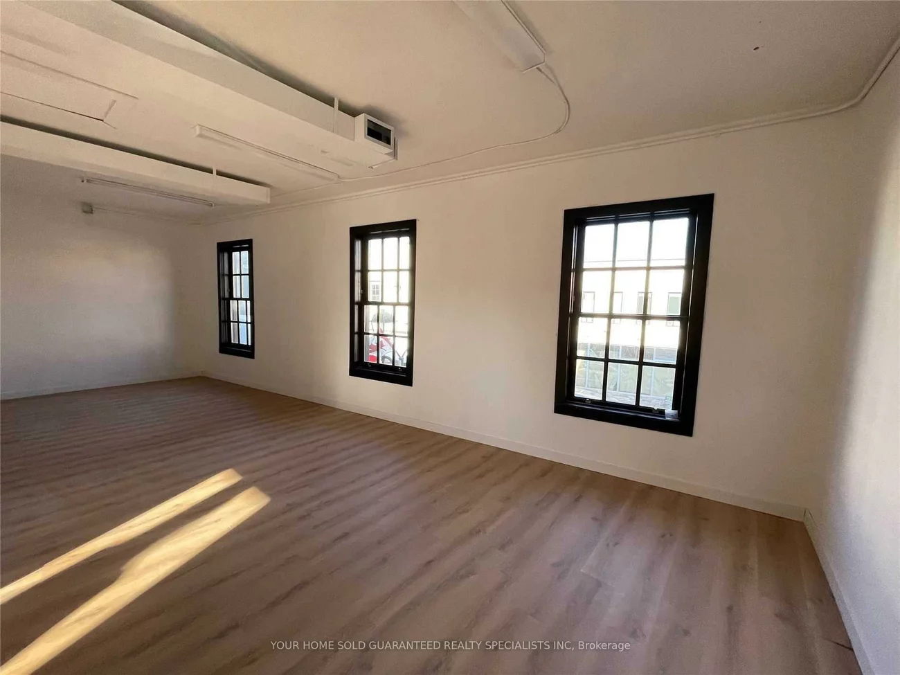 184, Main, Central Newmarket, Newmarket