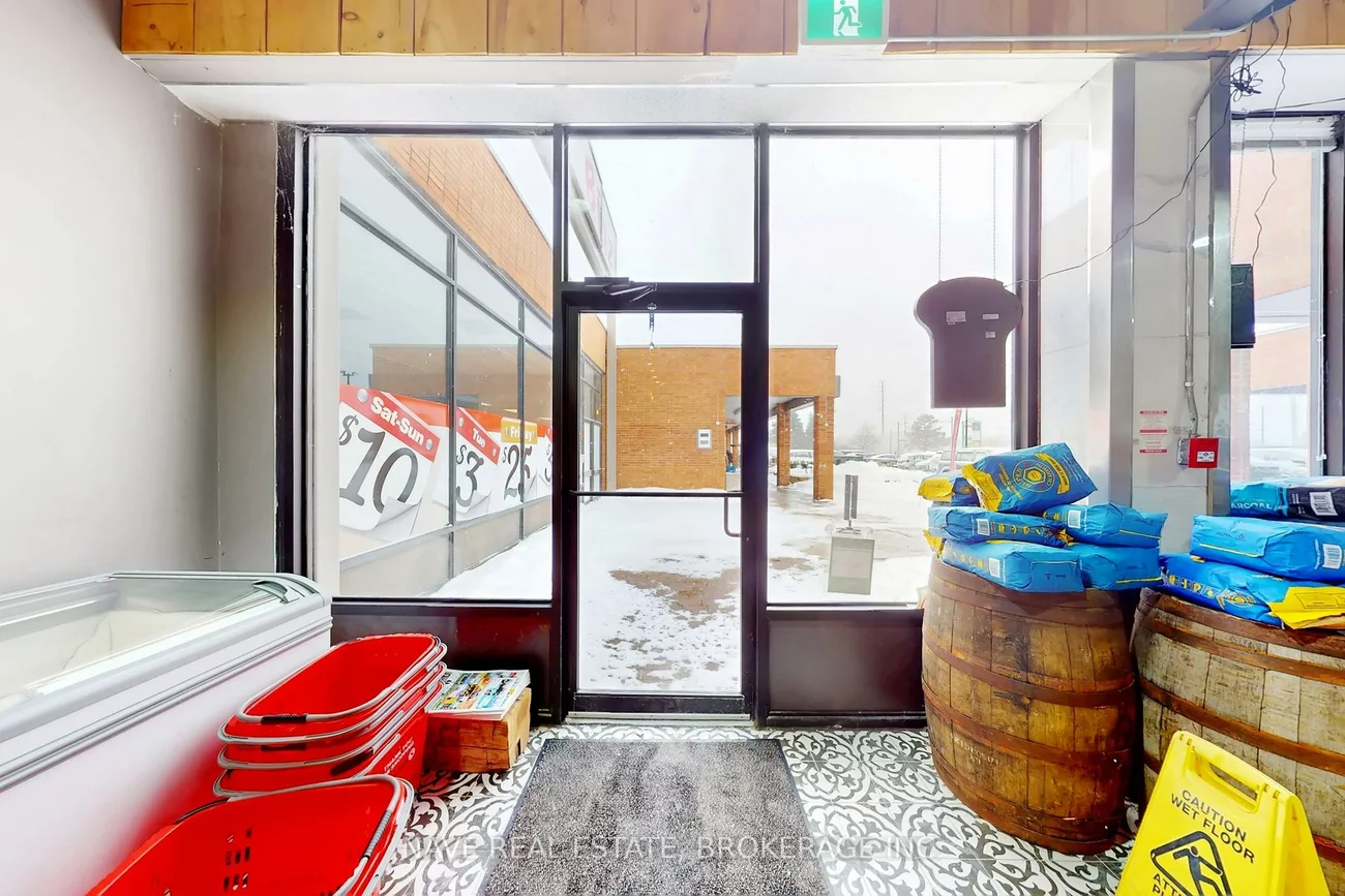 16925, Yonge, Central Newmarket, Newmarket