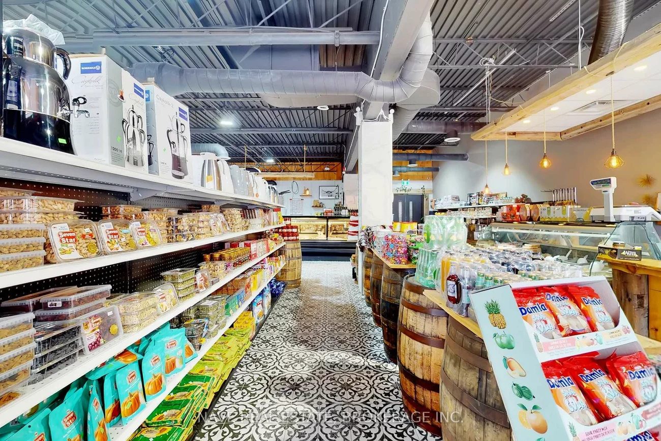 16925, Yonge, Central Newmarket, Newmarket