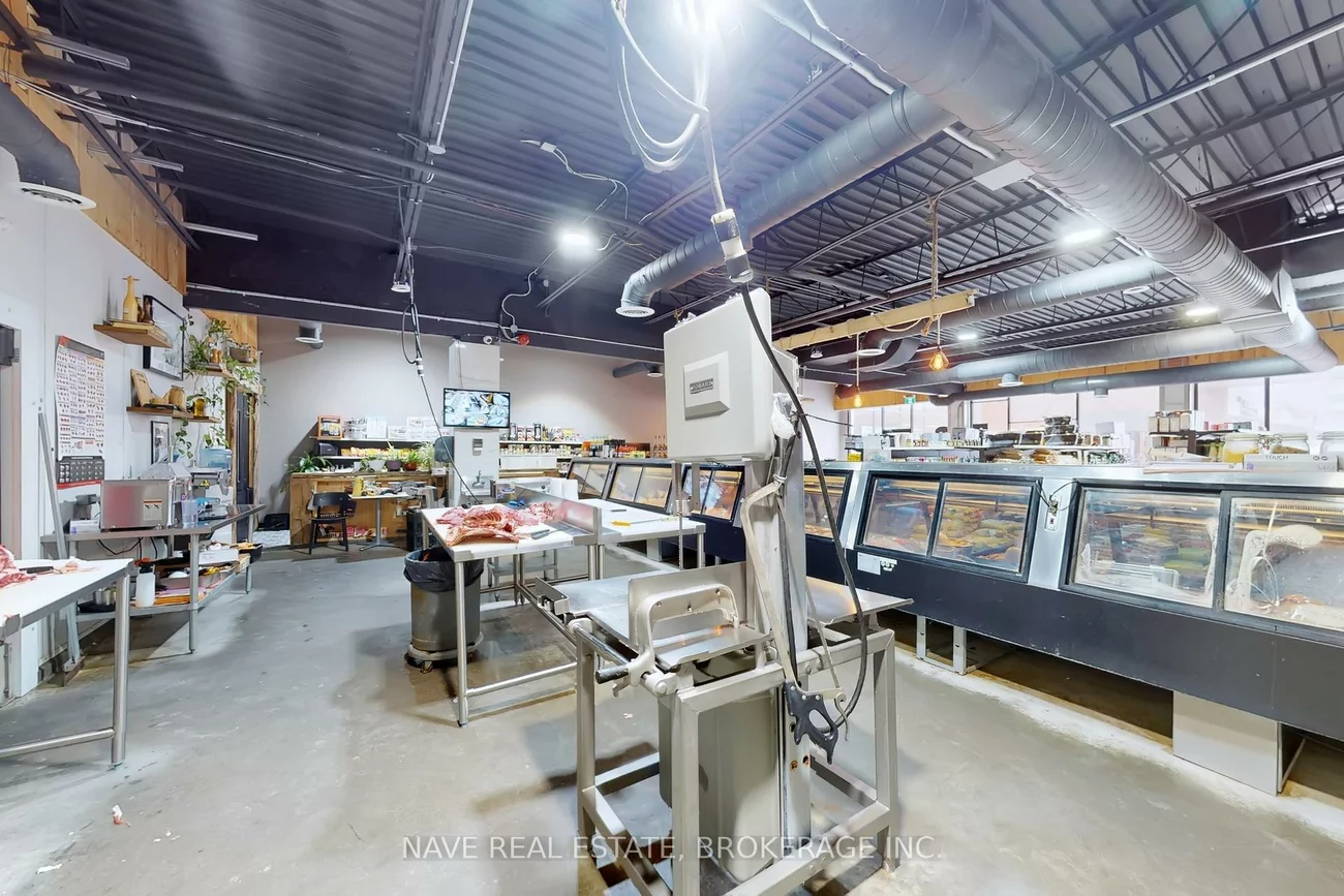 16925, Yonge, Central Newmarket, Newmarket