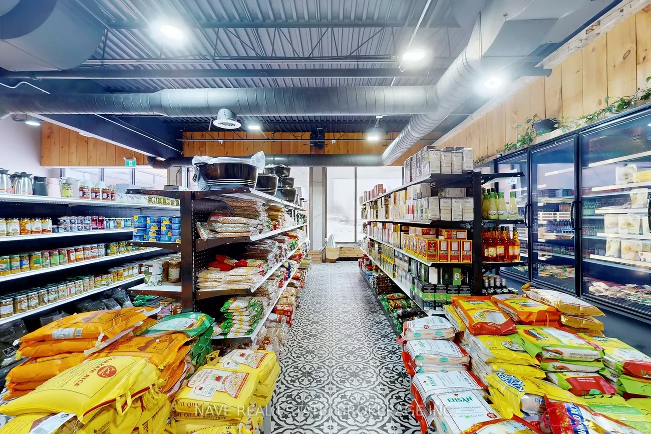 16925, Yonge, Central Newmarket, Newmarket