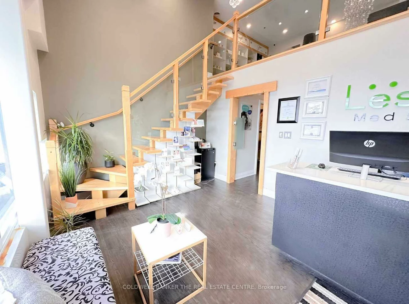 17817, Leslie, Newmarket Industrial Park, Newmarket