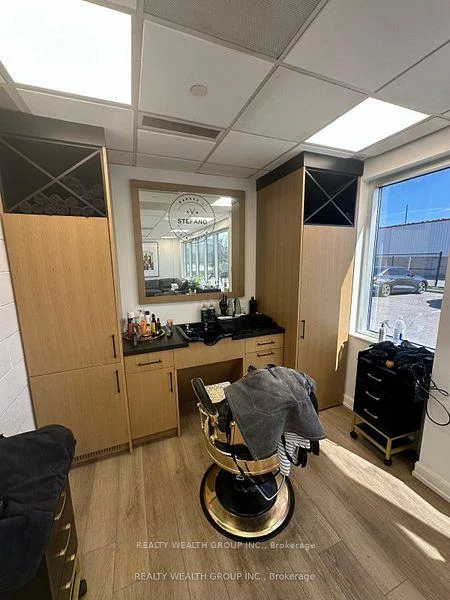 1135, Stellar, Newmarket Industrial Park, Newmarket