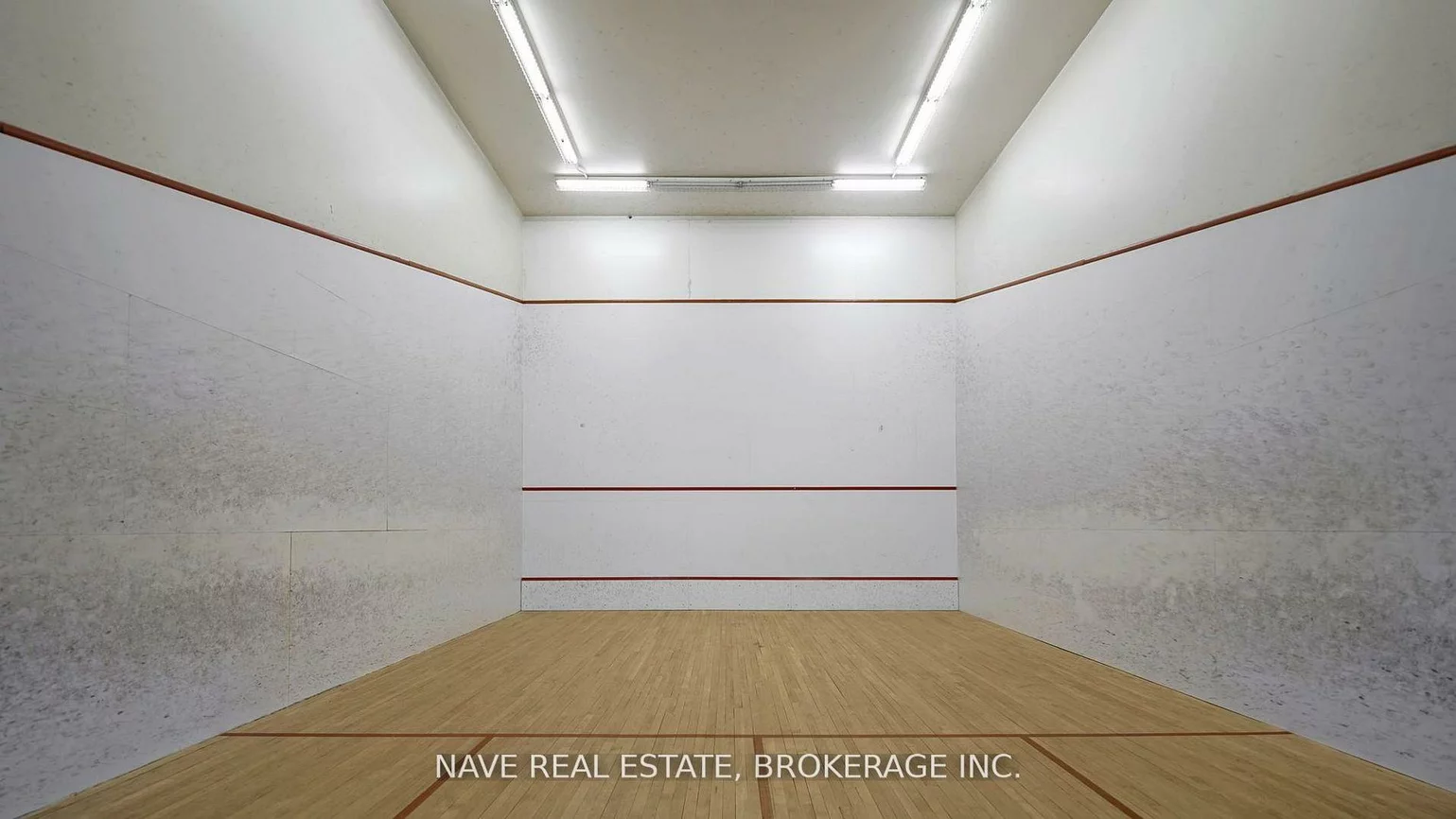 77-83, Davis, Bristol-London, Newmarket