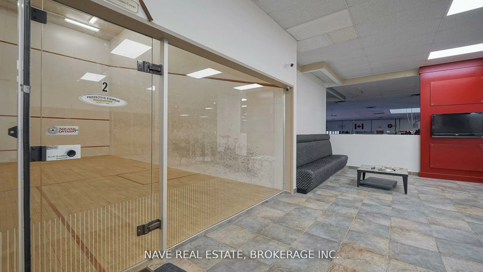 77-83, Davis, Bristol-London, Newmarket