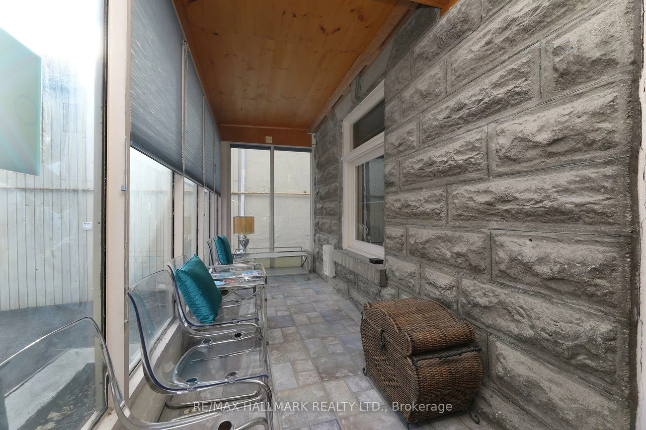 78, Main, Central Newmarket, Newmarket