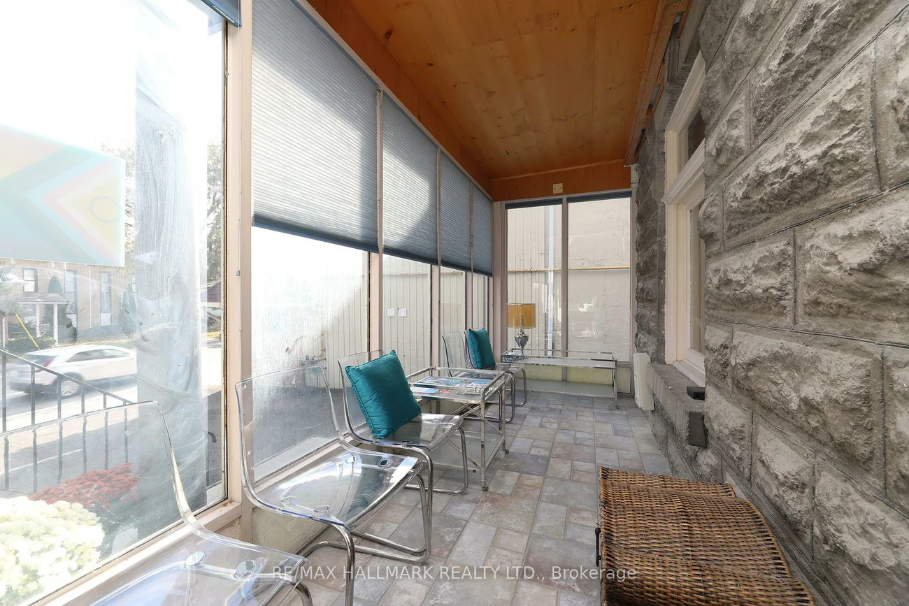 78, Main, Central Newmarket, Newmarket