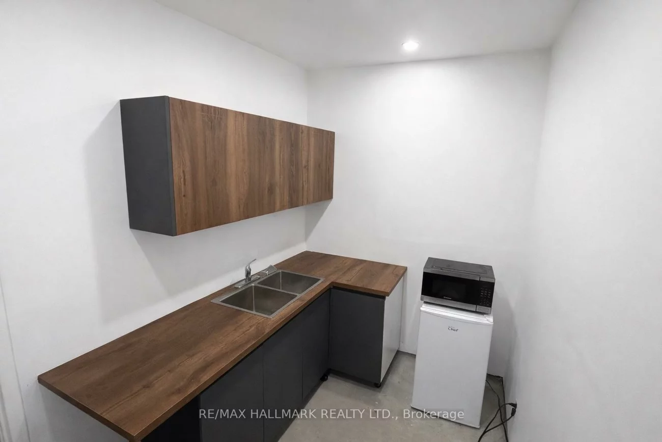 48, Prospect, Central Newmarket, Newmarket