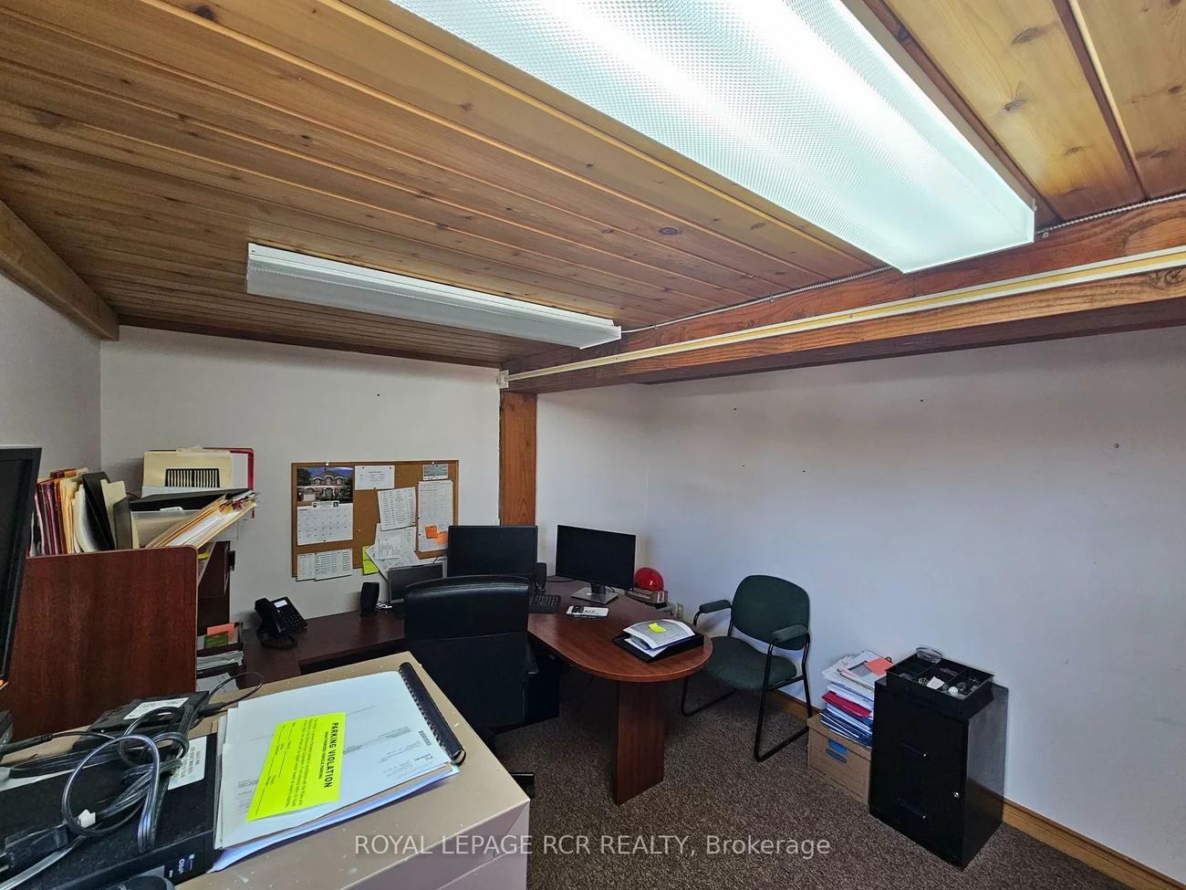 411, Queen, Central Newmarket, Newmarket