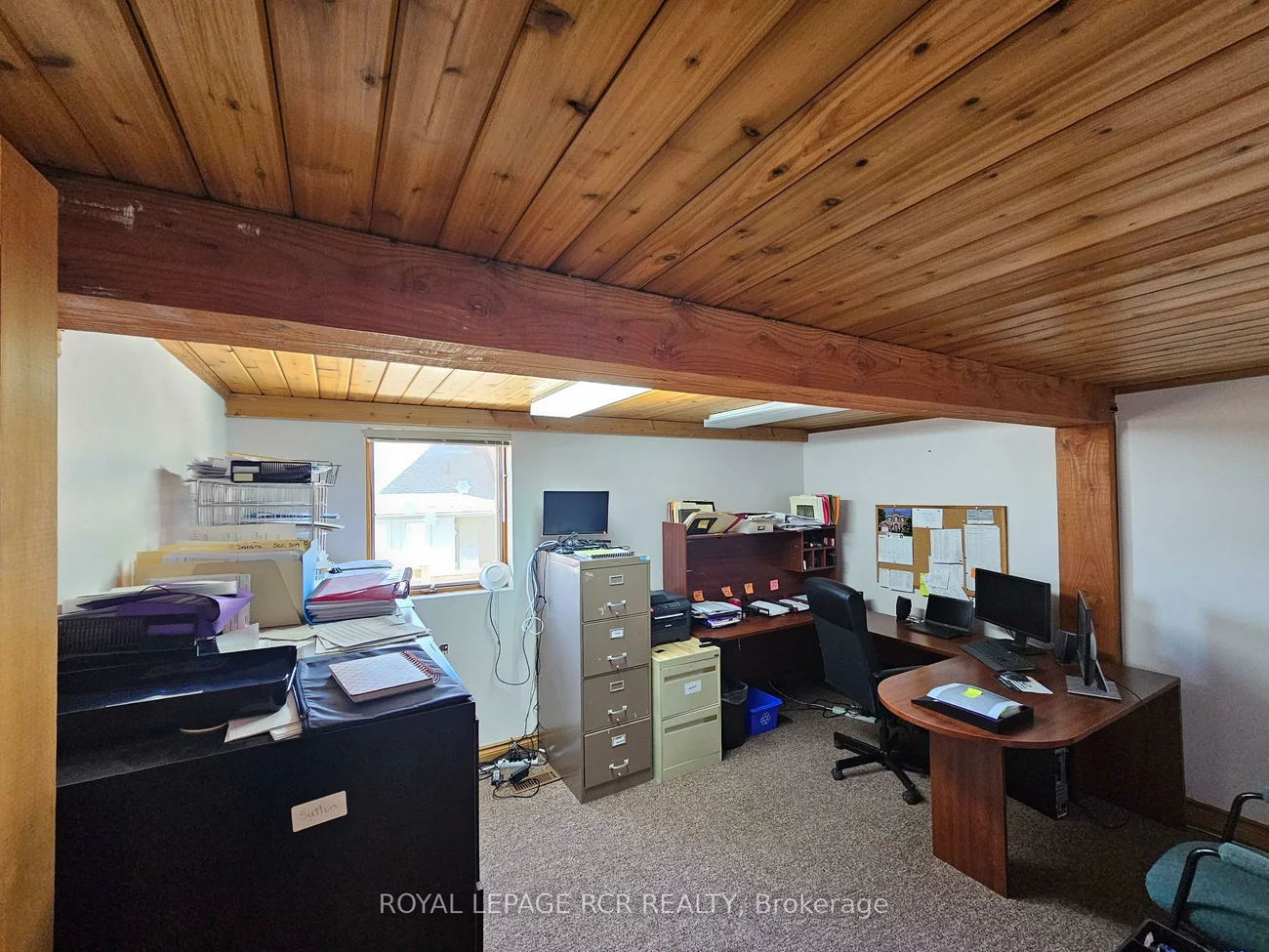 411, Queen, Central Newmarket, Newmarket