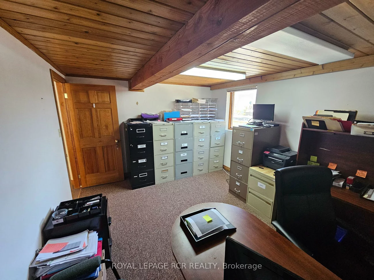 411, Queen, Central Newmarket, Newmarket