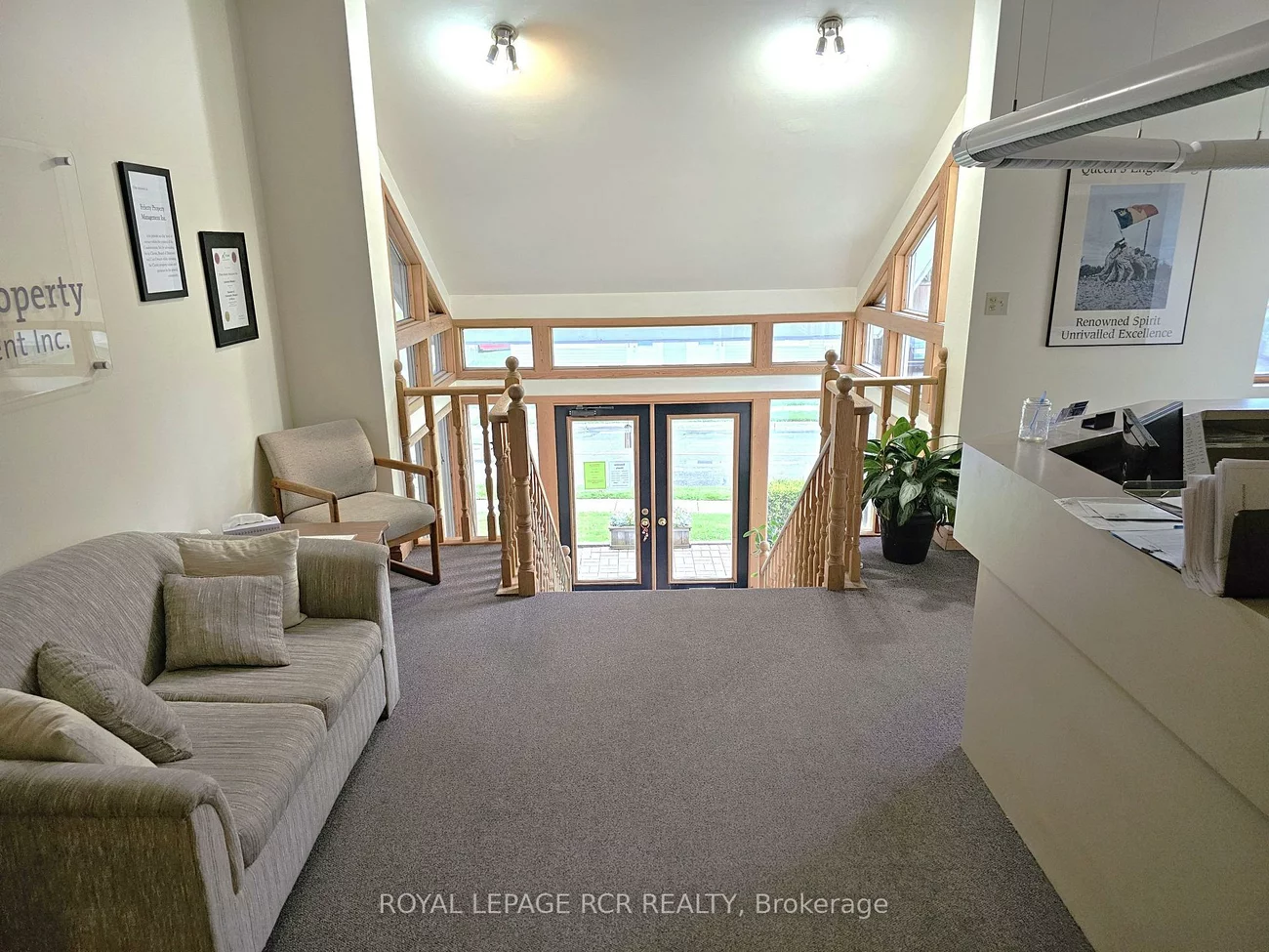 411, Queen, Central Newmarket, Newmarket