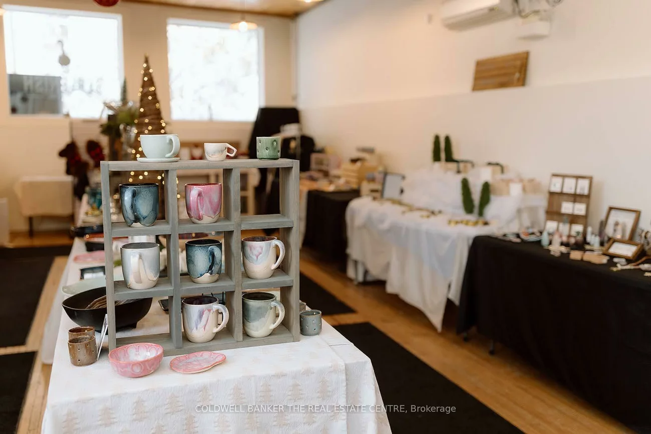 208A, Main, Central Newmarket, Newmarket