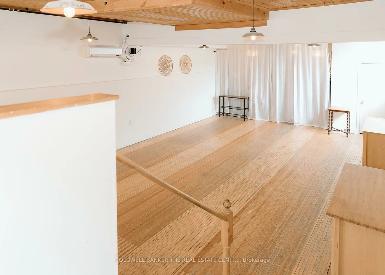 208A, Main, Central Newmarket, Newmarket