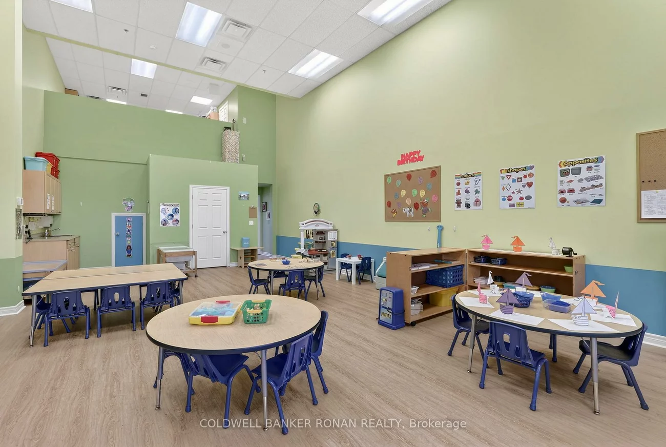 16945, Leslie, Newmarket Industrial Park, Newmarket