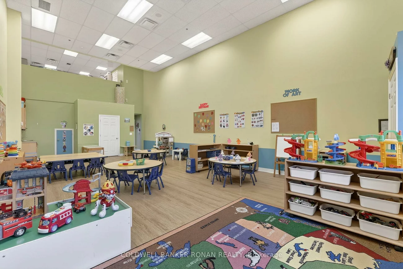 16945, Leslie, Newmarket Industrial Park, Newmarket