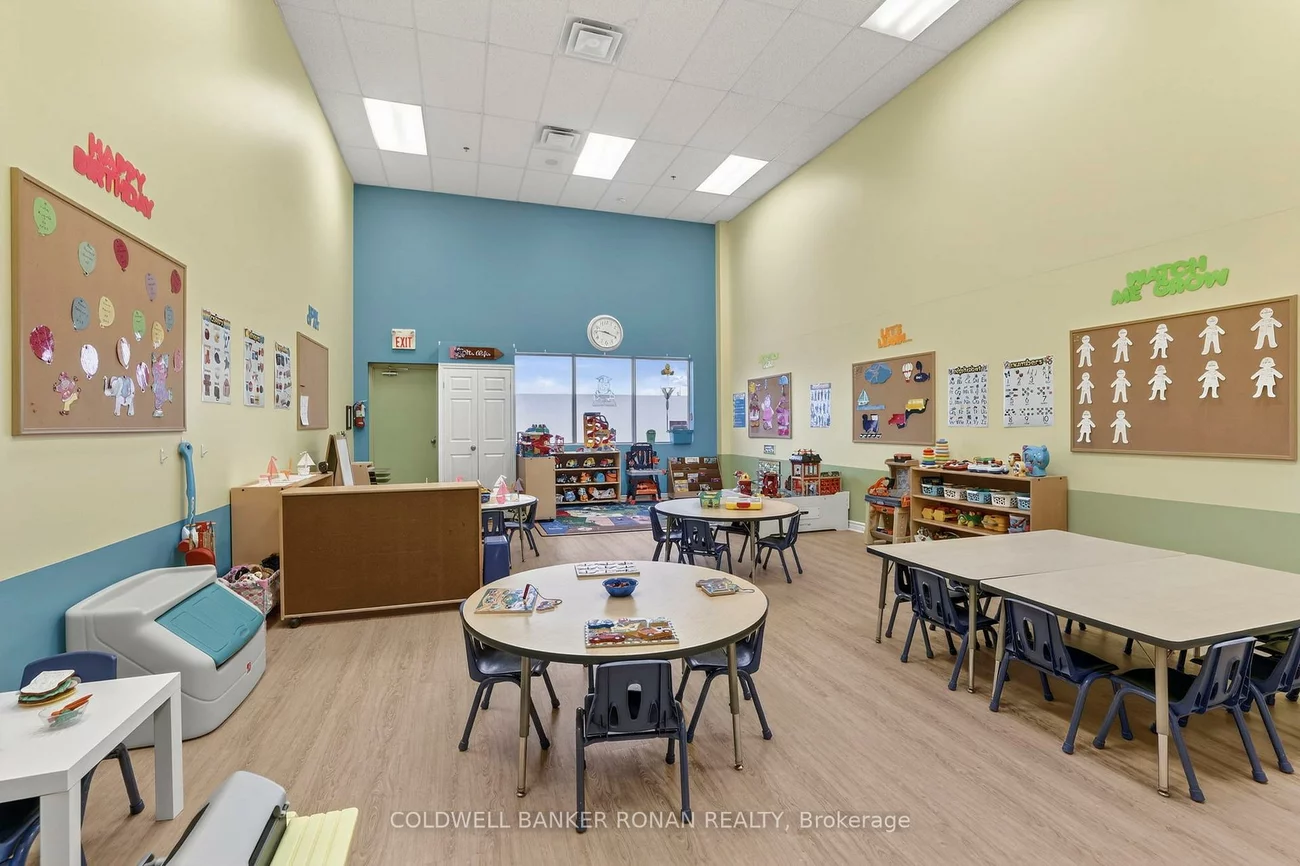 16945, Leslie, Newmarket Industrial Park, Newmarket