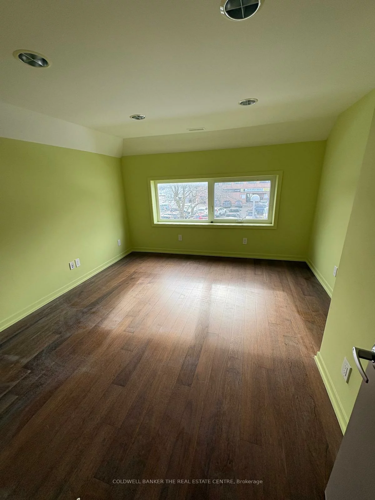 23, Bolton, Huron Heights-Leslie Valley, Newmarket