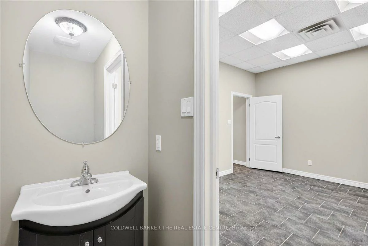 169, Charlotte, Gorham-College Manor, Newmarket