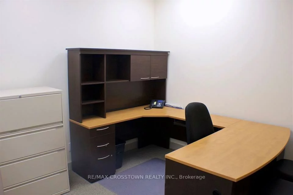 17075, Leslie, Newmarket Industrial Park, Newmarket